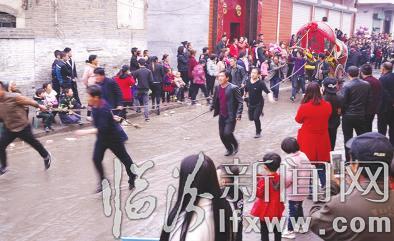 襄汾:膏腴鼓車奔跑在肥沃土地上