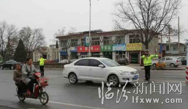 浮山交警:早操五舉措為“創衛”注入新活力